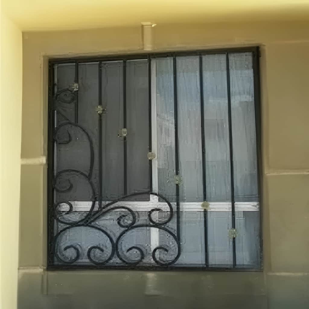 حفاظ پنجره مدل گل پیچ ۱ نصب حفاظ پنجره مدل گل پیچ