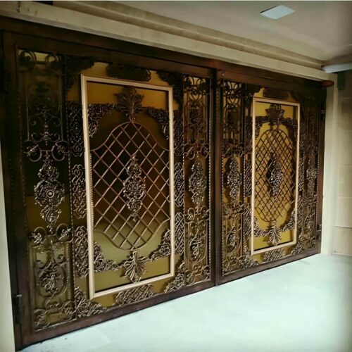 villa-door-wrought-iron-uh طراحی و ساخت درب پارکینگ فلزی مقاوم و زیبا
