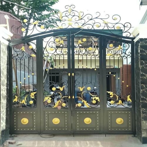 villa-door-wrought-iron-vz نکات مهم خرید درب فلزی حیاط ویلایی با کیفیت