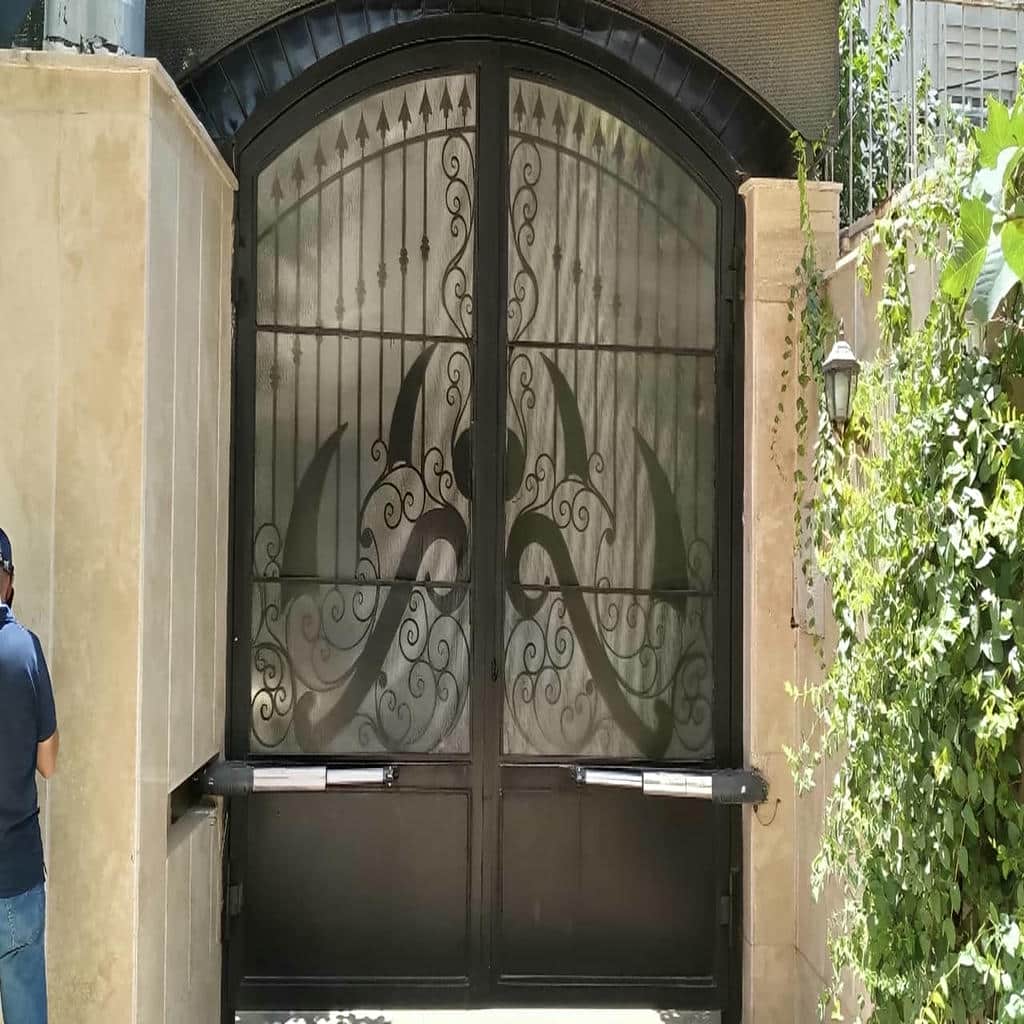نصب جک درب پارکینگ آپارتمانی در مشهد