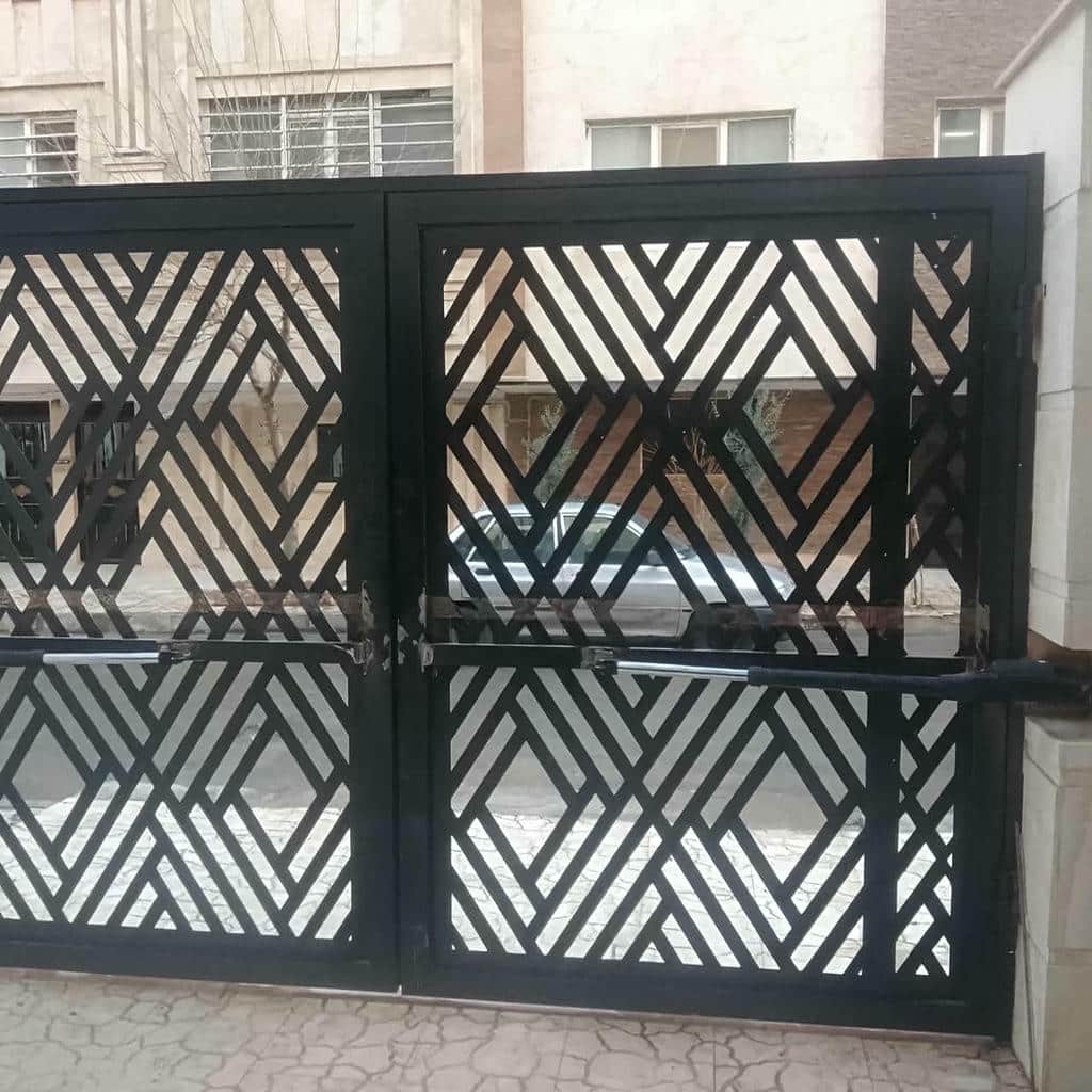نصب جک درب پارکینگ تنظیمات تخصصی در قائمشهر