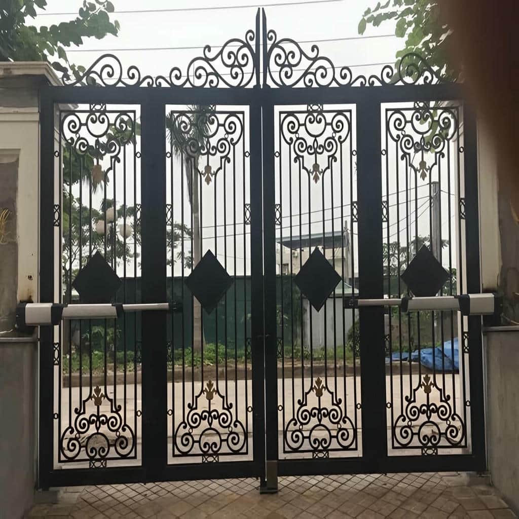 جک درب پارکینگ در همدان