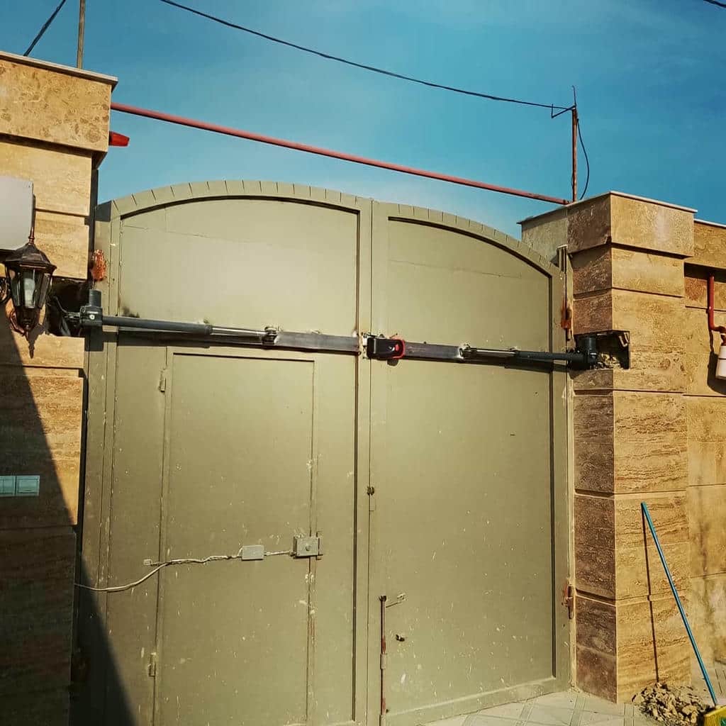 جک درب پارکینگ در عظیمیه کرج