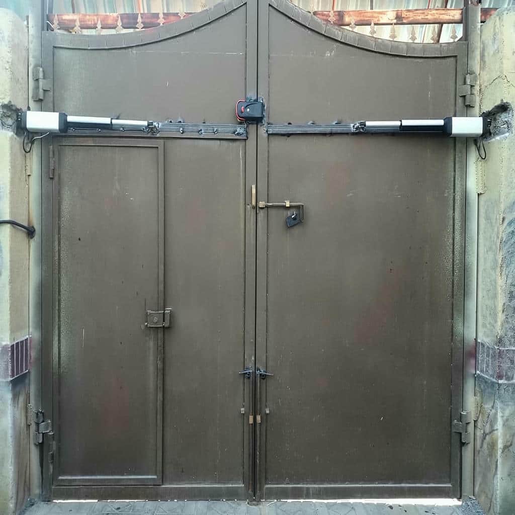 جک درب پارکینگ در مریوان