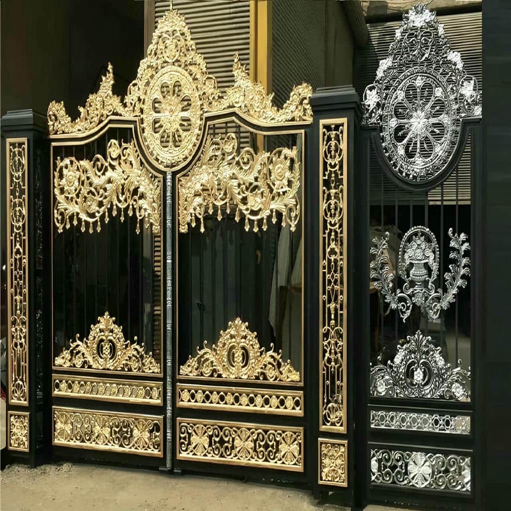 خرید درب حیاط فرفورژه کلاسیک در سقز