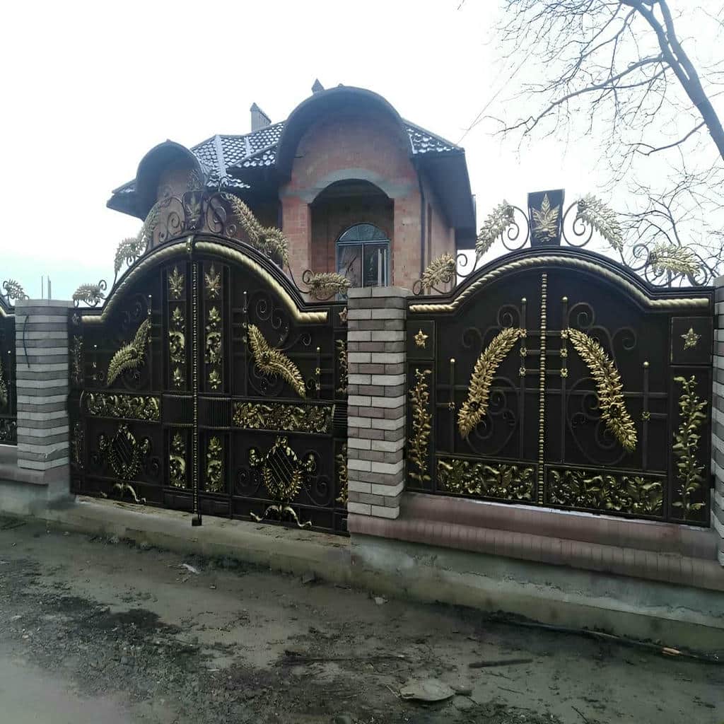 درب حیاط در نوشهر
