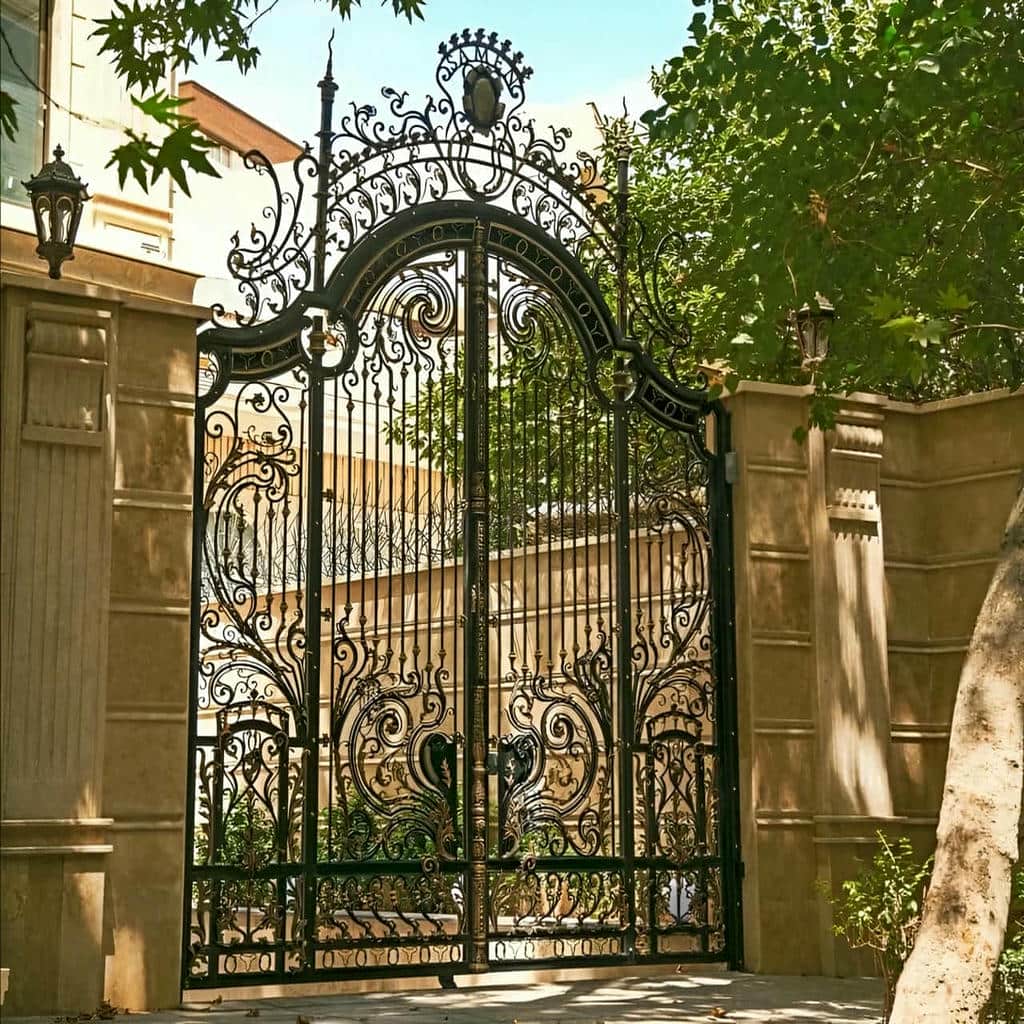 قیمت درب حیاط فلزی ساده در ایرانشهر