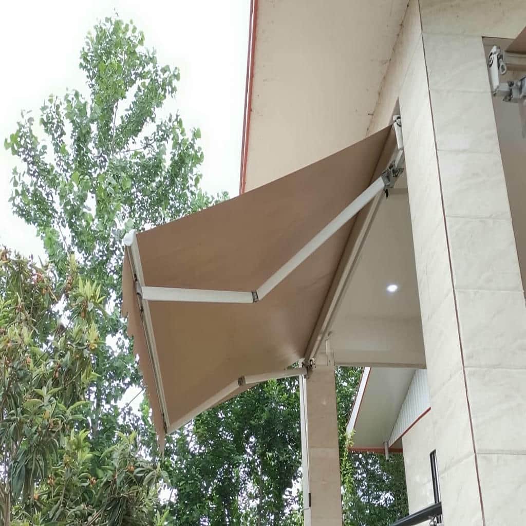 سایبان برقی در تبریز