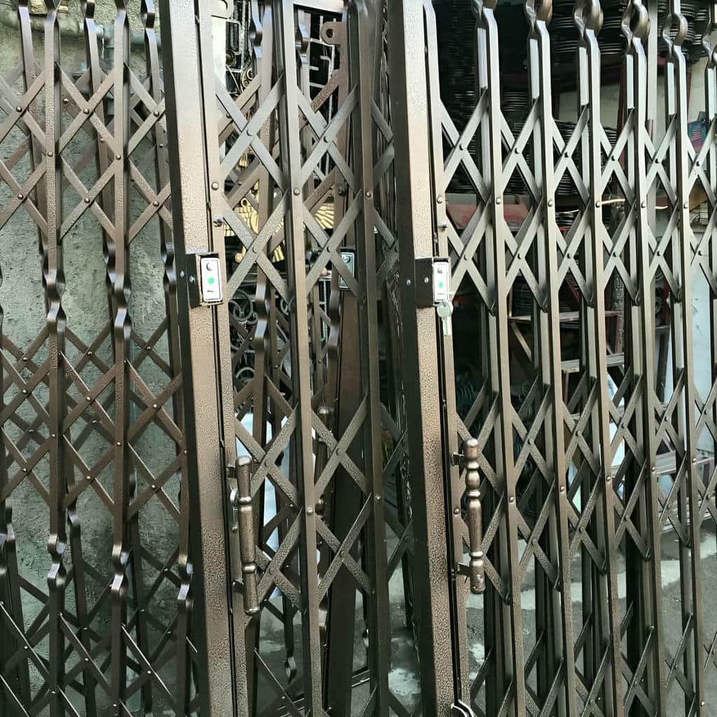 خرید درب آکاردئونی فلزی ضدبرش در مشهد