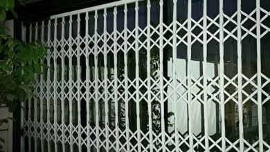 درب آکاردئونی فلزی در اصفهان