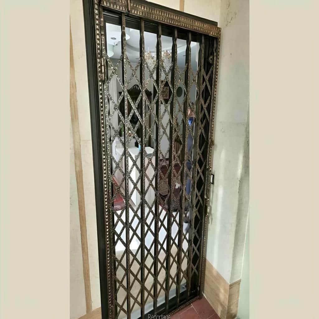 خرید درب آکاردئونی فلزی ضدبرش در اراک