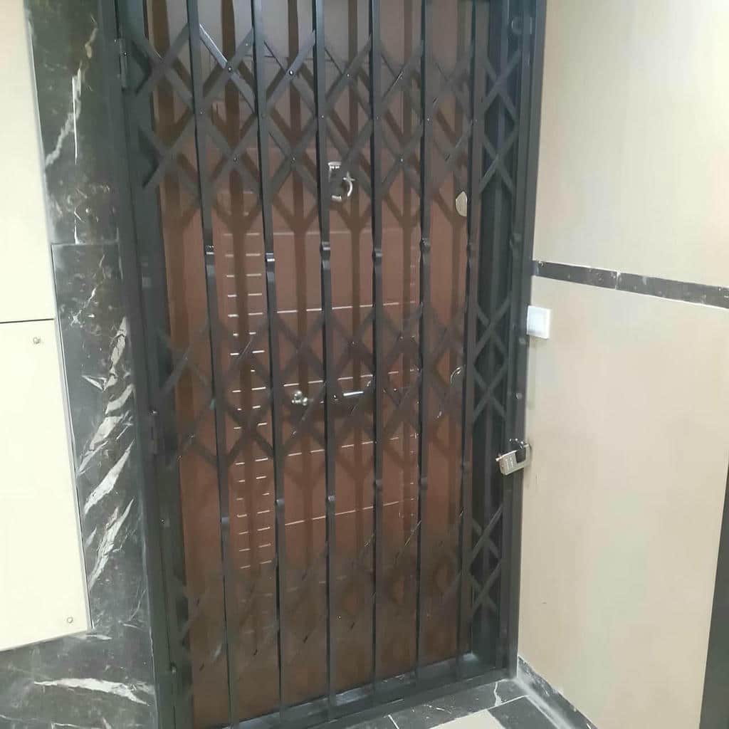 قیمت درب آکاردئونی فلزی سه گل در آمل