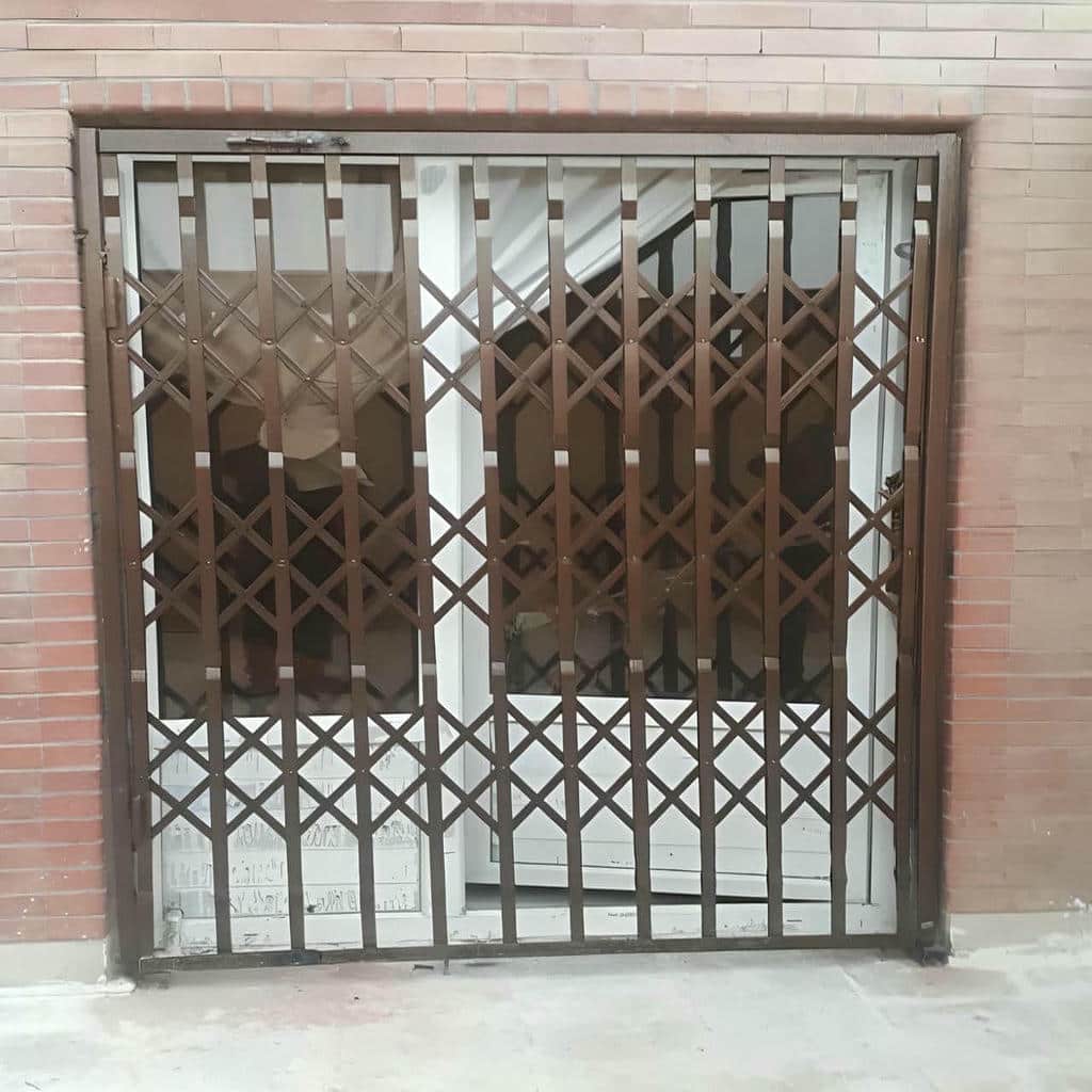 خرید درب آکاردئونی فلزی دوگل در قم