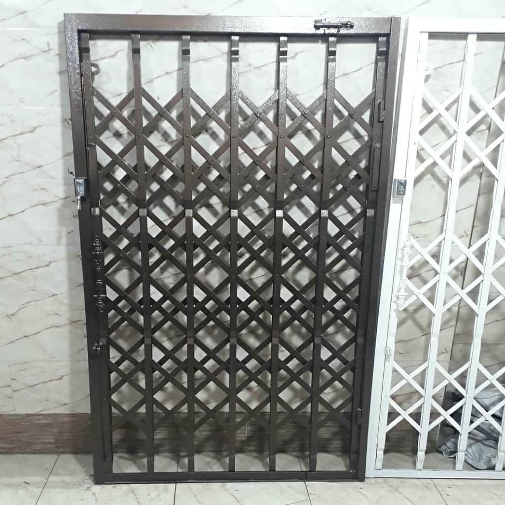 خرید درب آکاردئونی فلزی چهارگل در سقز