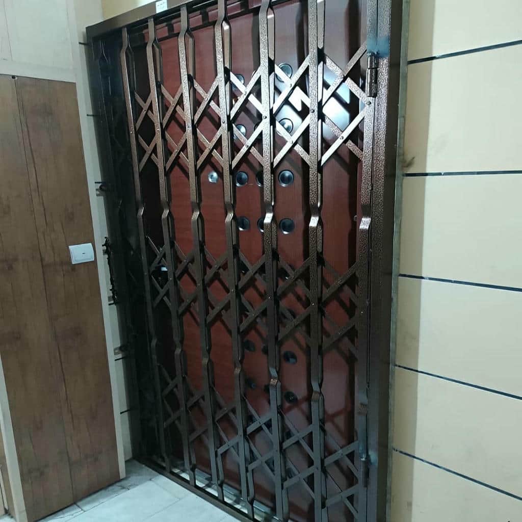 فروش درب آکاردئونی فلزی تمام گل در بندر لنگه