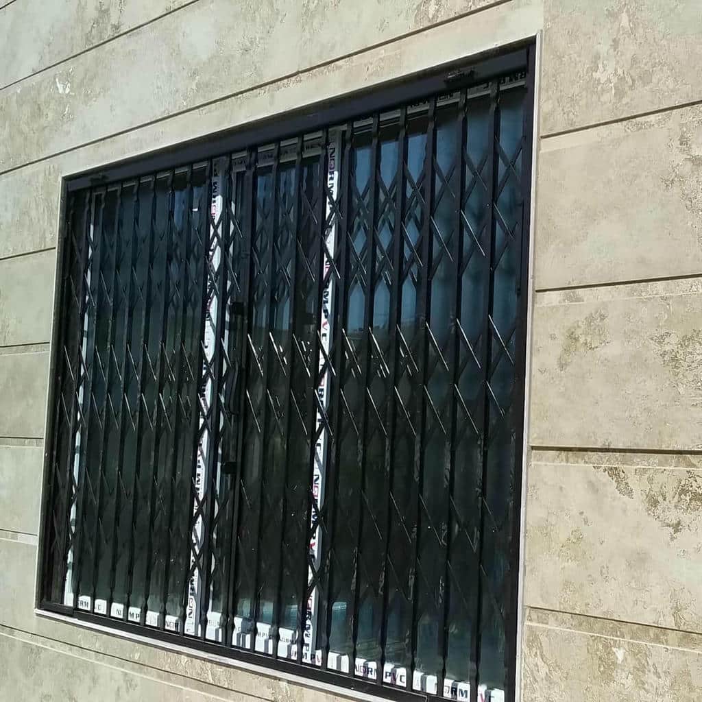 درب آکاردئونی فلزی در ارومیه