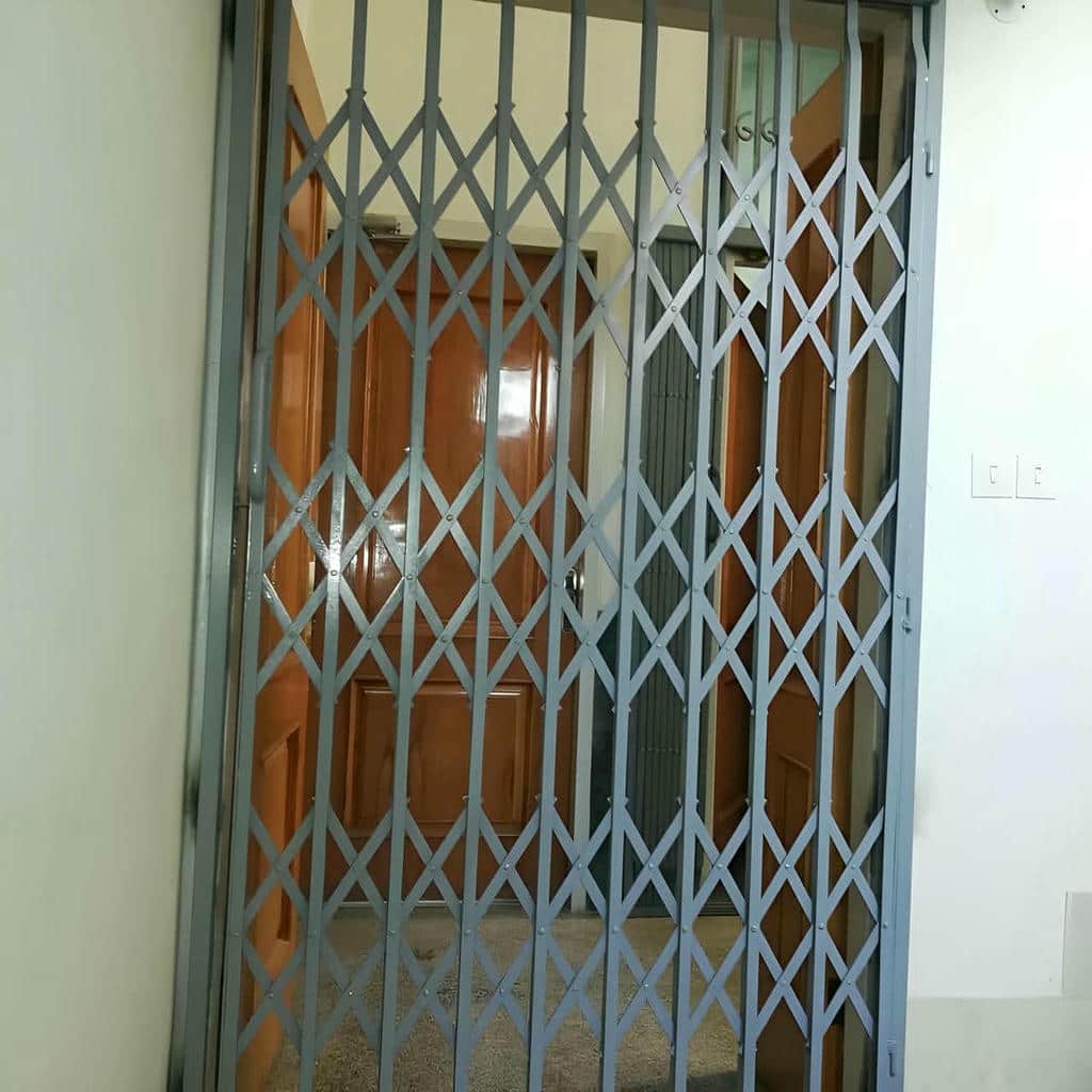 درب آکاردئونی فلزی در فردیس کرج