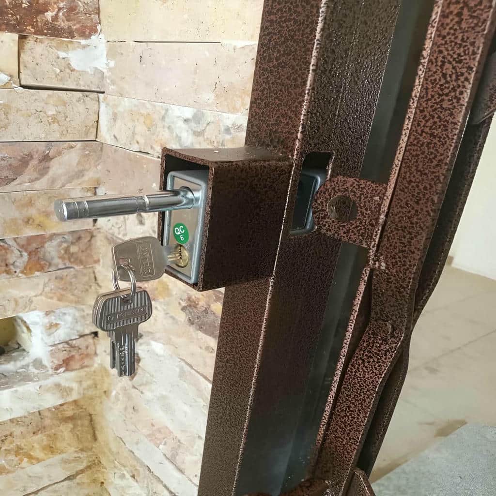 قیمت درب آکاردئونی فلزی تسمه تقویت‌شده در بندر دیلم