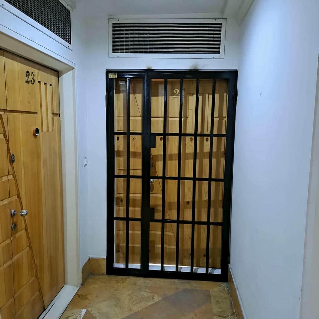 خرید درب آکاردئونی فلزی ضدبرش در ساوه