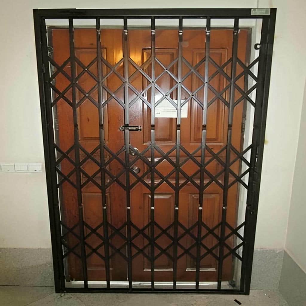 خرید درب آکاردئونی فلزی ضدبرش در قزوین