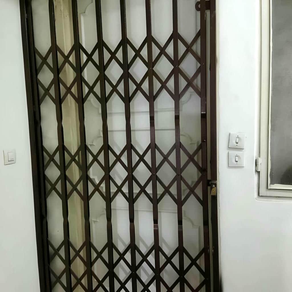 خرید درب آکاردئونی فلزی ضدبرش در آمل