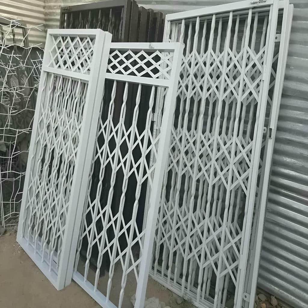 قیمت درب آکاردئونی فلزی سه گل در تبریز