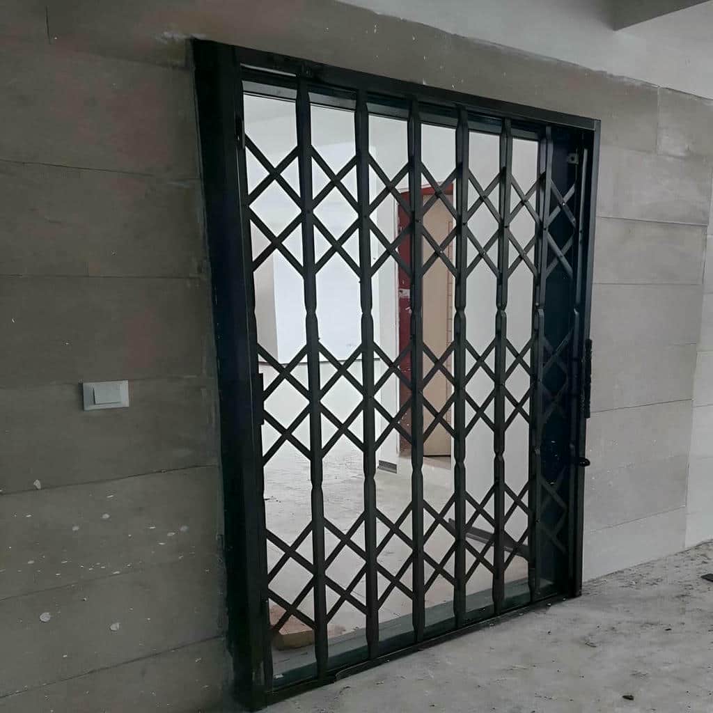 نصب درب آکاردئونی فلزی چهارگل در مهرشهر کرج