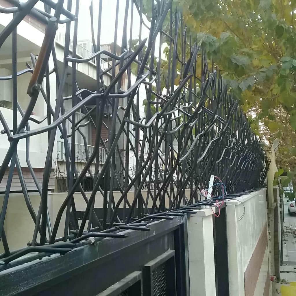 خرید حفاظ شاخ گوزنی دیوار ساختمان تراکم بالا در بندر انزلی