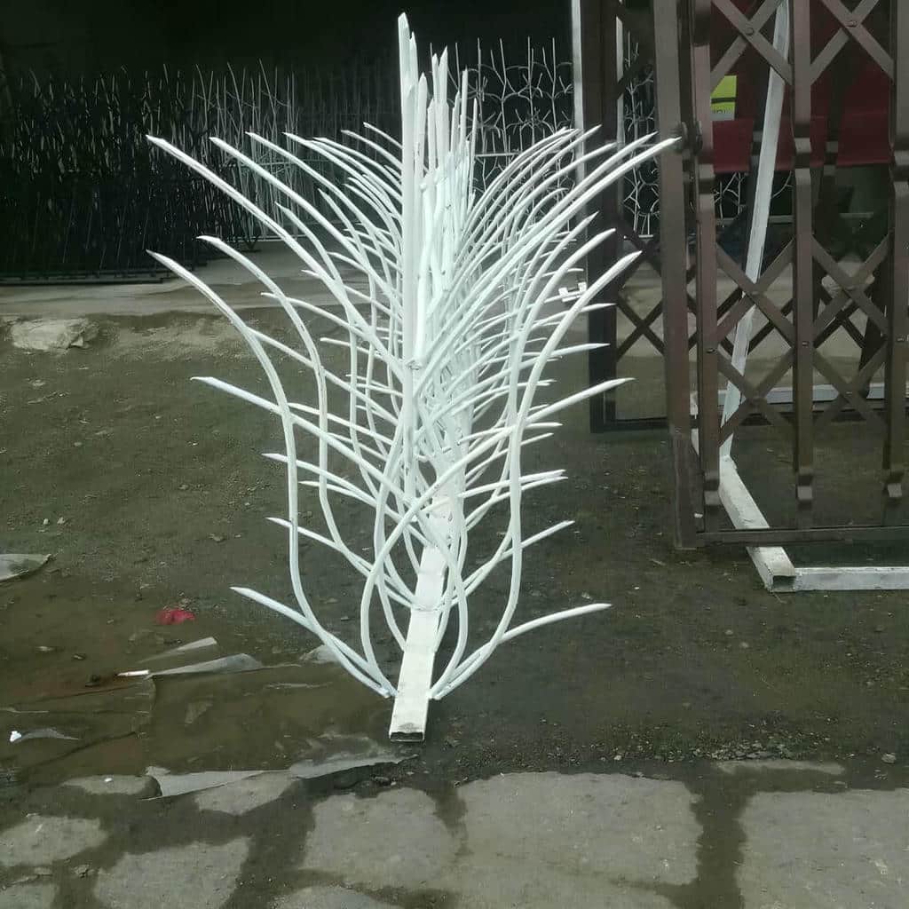حفاظ شاخ گوزنی دیوار ساختمان در سبزوار