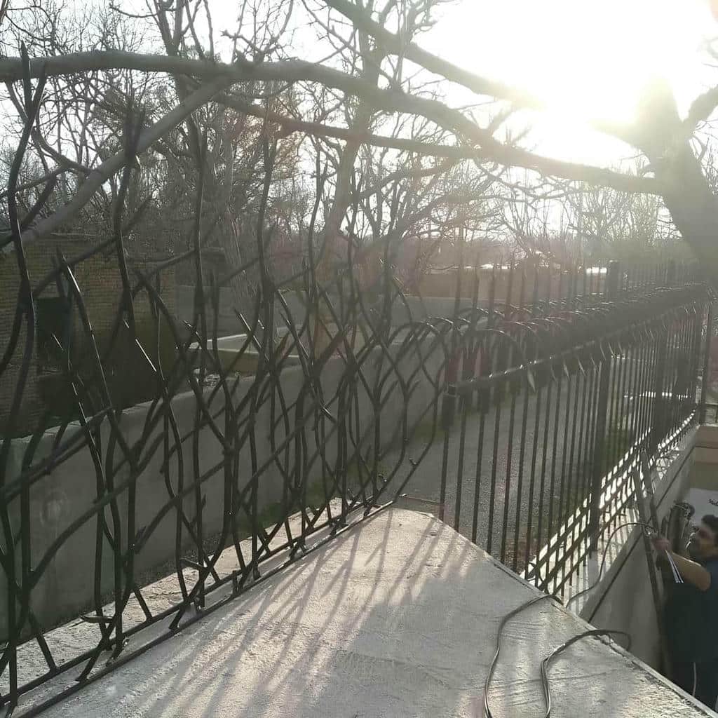 خرید حفاظ شاخ گوزنی دیوار ساختمان تراکم استاندارد در همدان