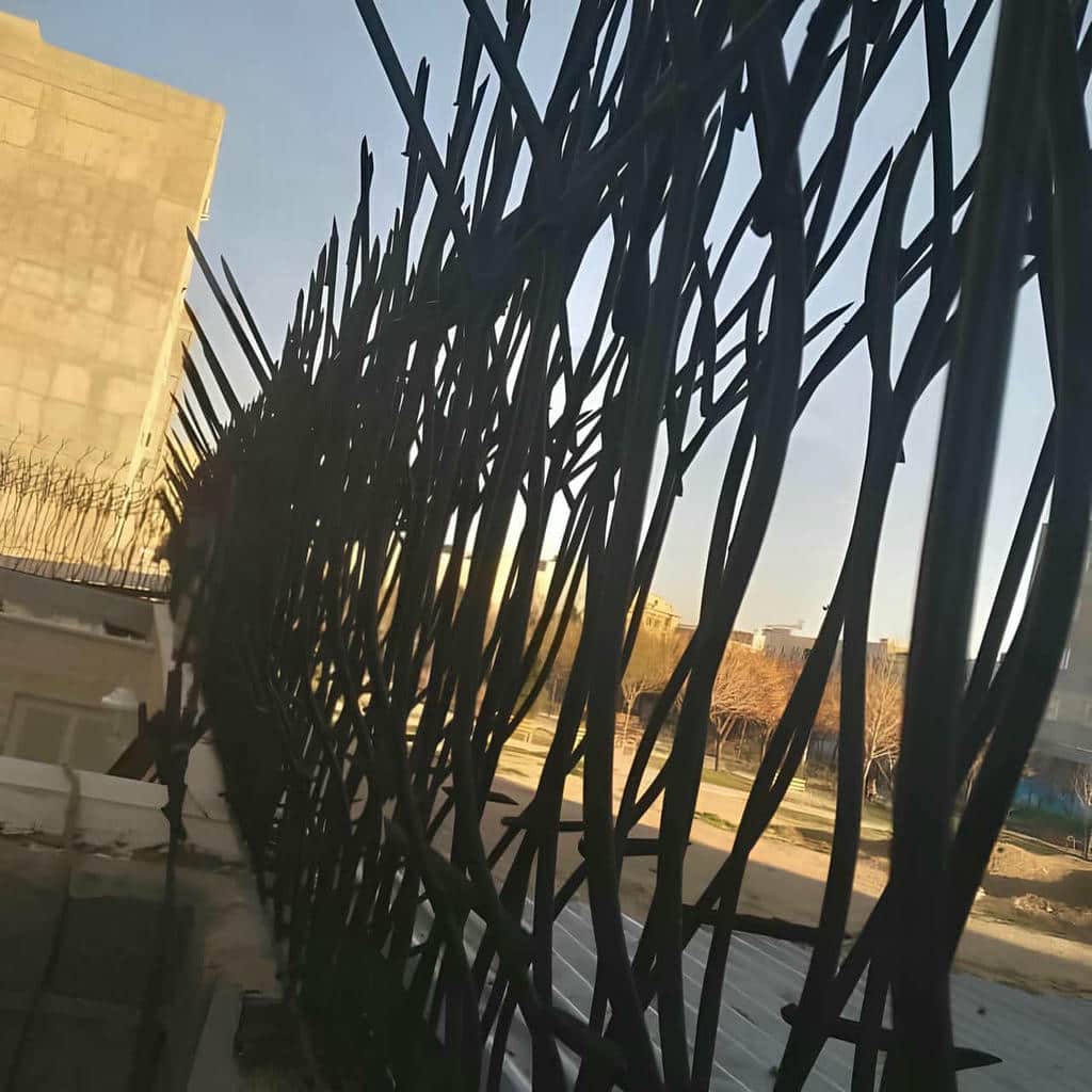 خرید حفاظ شاخ گوزنی دیوار ساختمان رنگ کوره ای در پرند