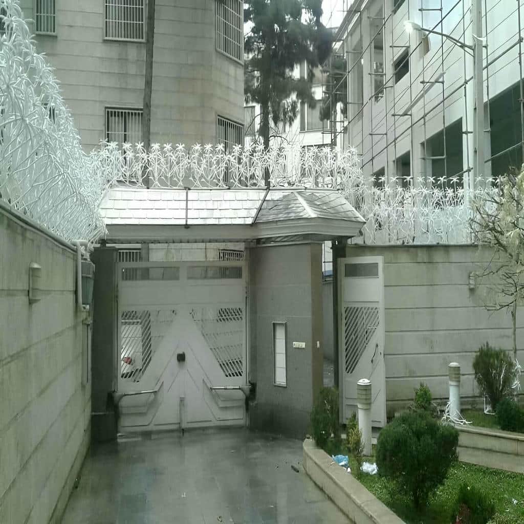 خرید حفاظ شاخ گوزنی دیوار ساختمان اجرای تراز در نیشابور