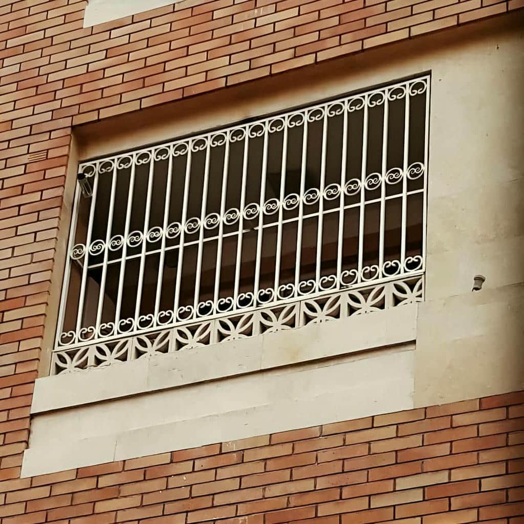 قیمت حفاظ پنجره رنگ ضدزنگ کوره ای در سقز
