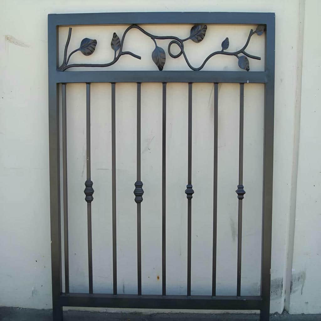 خرید حفاظ پنجره نرده ساده در یزد