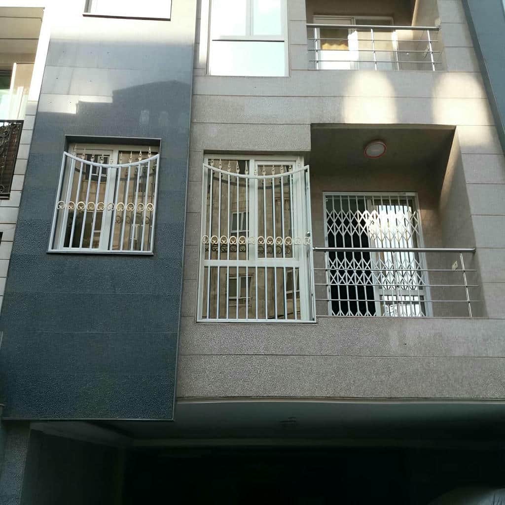 حفاظ پنجره در پردیس