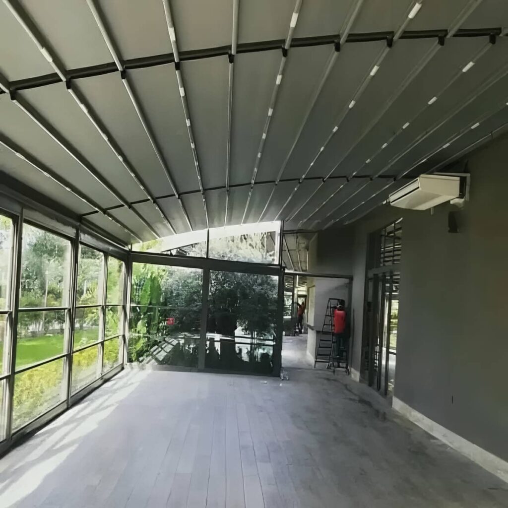 خرید سقف برقی متحرک برای حیاط و تراس