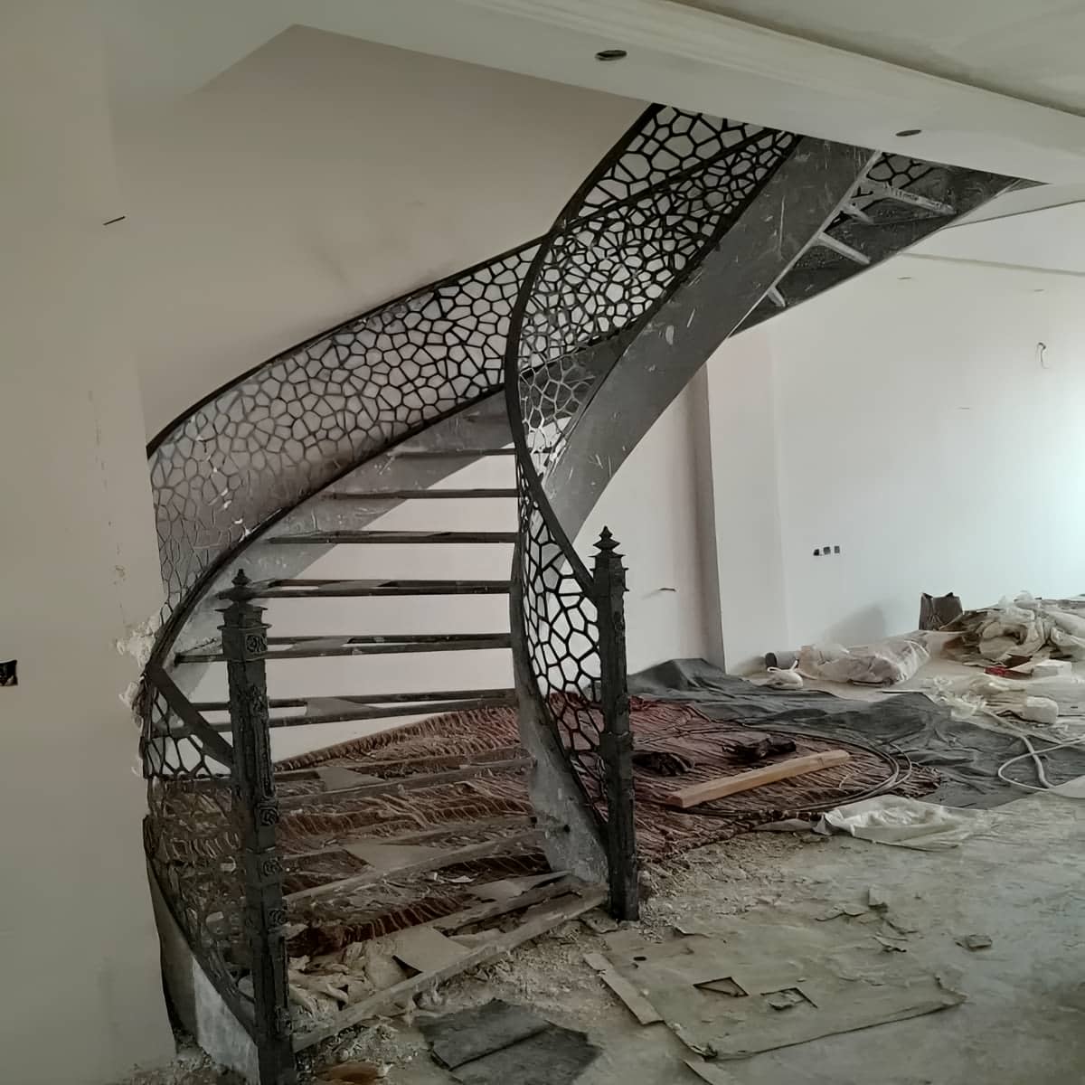 پنل نرده سی ان سی با فریم فلزی پنل نرده سی ان سی با فریم فلزی
