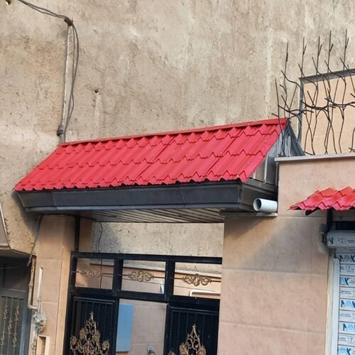 آردواز سردرب حیاط با طراحی کلاسیک ورودی آردواز شیک سردرب حیاط