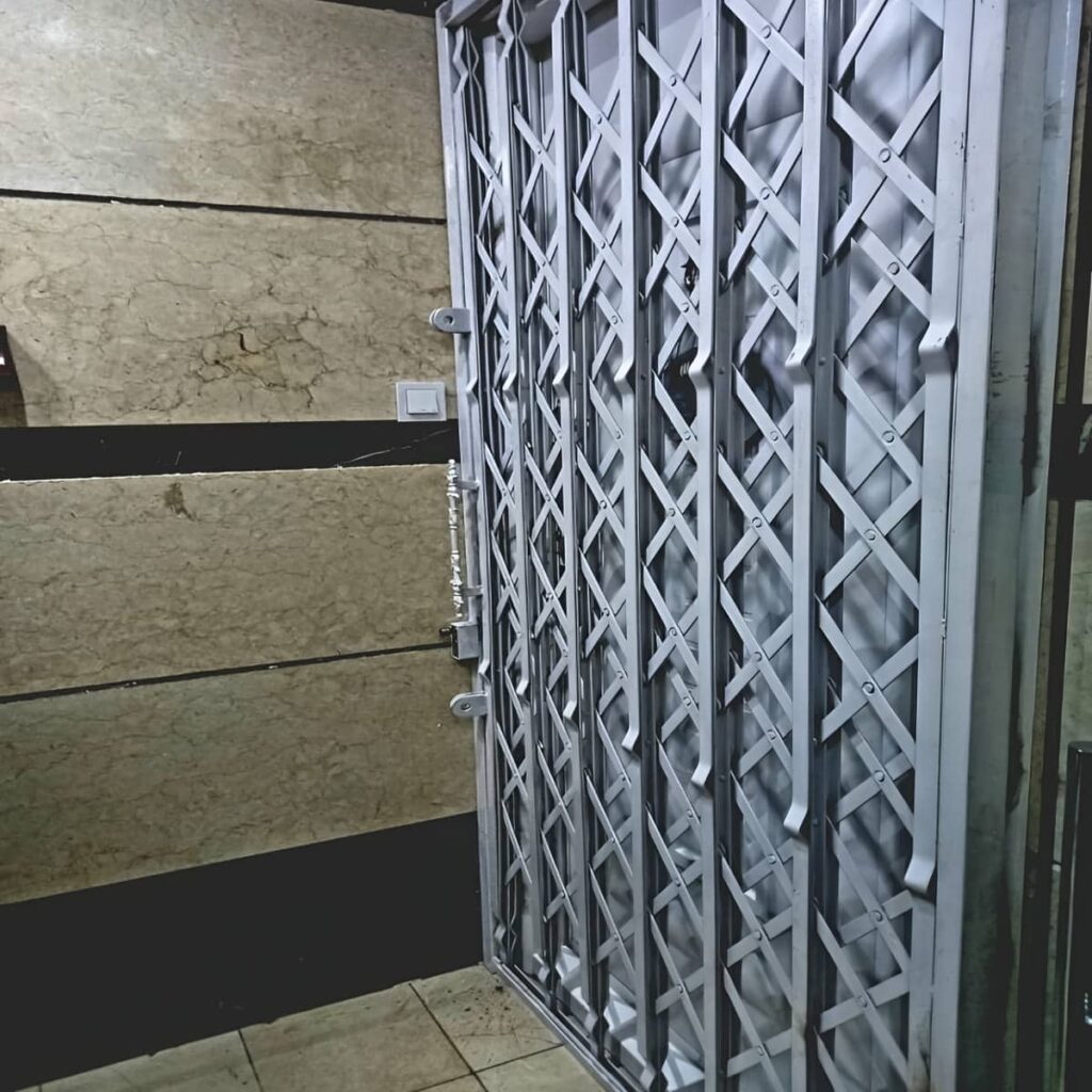 درب ریلی آکاردئونی کم جا برای سفارش ورودی آپارتمان