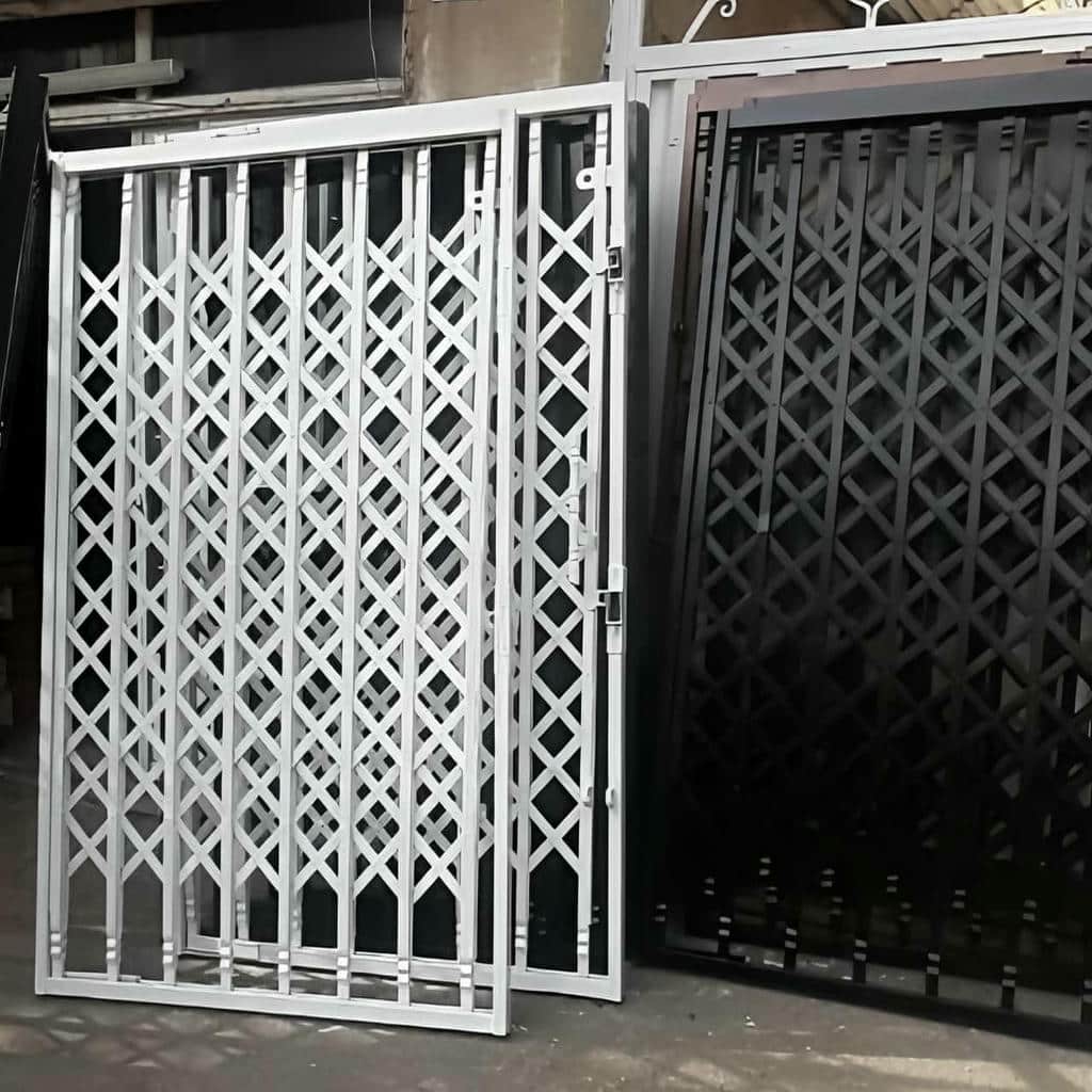 حفاظ درب آپارتمان ضد دیلم با قفل تقویت‌شده و ظاهر منظم
