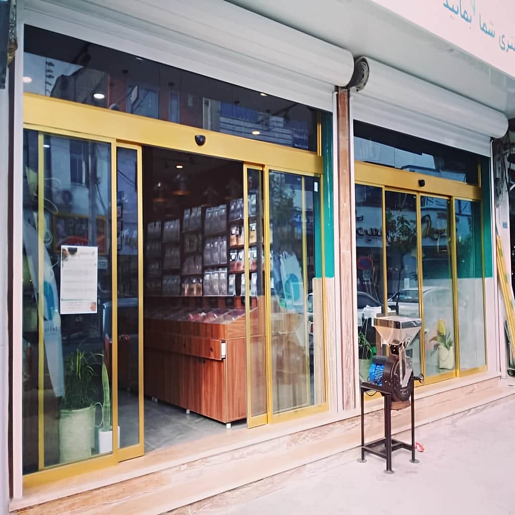 طرح درب اتوماتیک شیشه ای بانک کنترل ورود برای سفارش شعبه