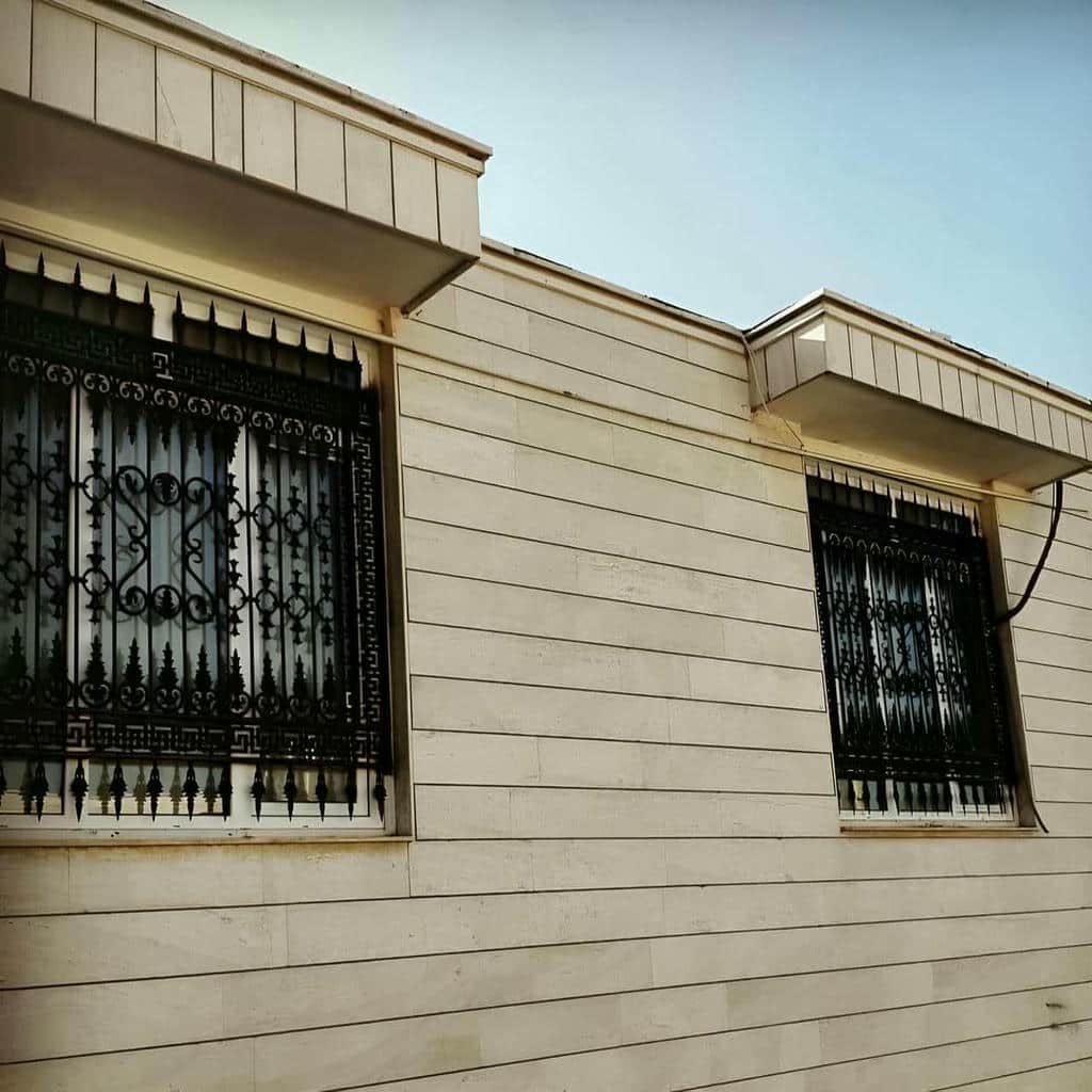 10 طرح حفاظ پنجره جای گلدان دار