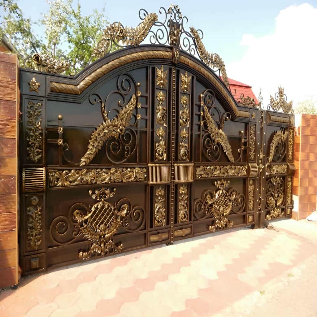 سفارش درب ویلایی پارکینگ دو لنگه با مدل فرفورژه