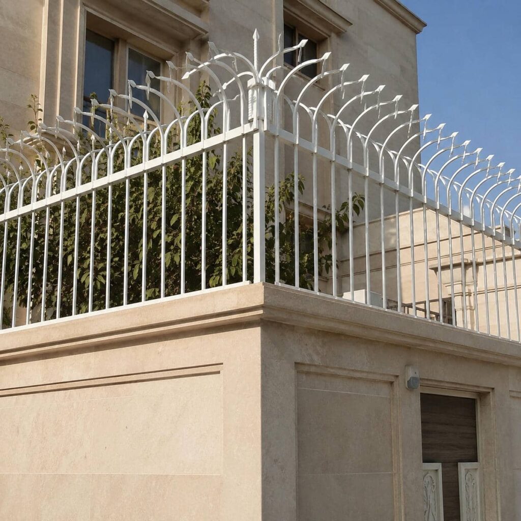حفاظ دیوار کوتاه حیاط برای سفارش مطمئن