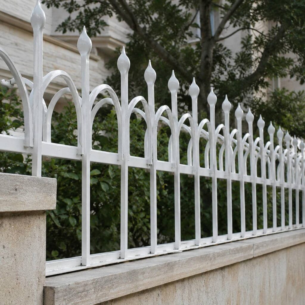 12 طرح حفاظ دیوار کوتاه حیاط