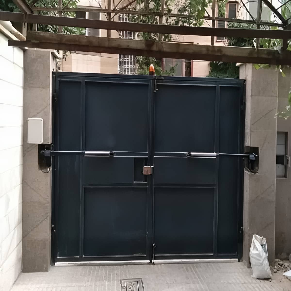 درب اتوماتیک پارکینگ