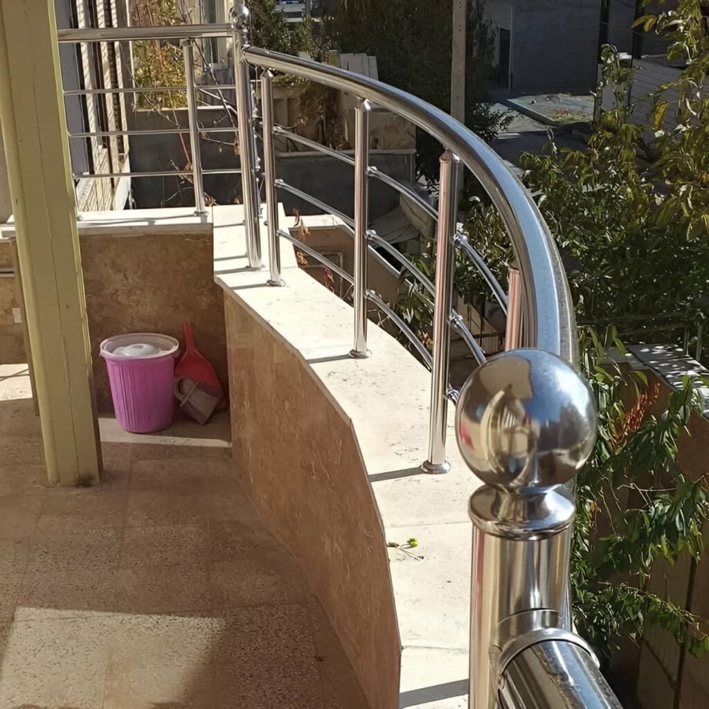 نرده پله مدرن متریال فلزی با کیفیت