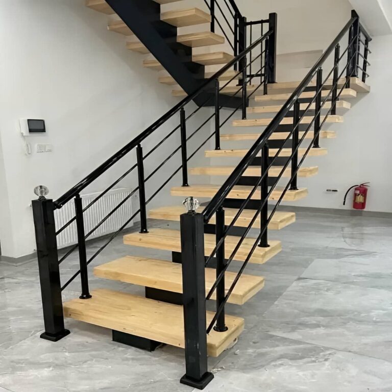 نرده استیل بالکن با متریال براق