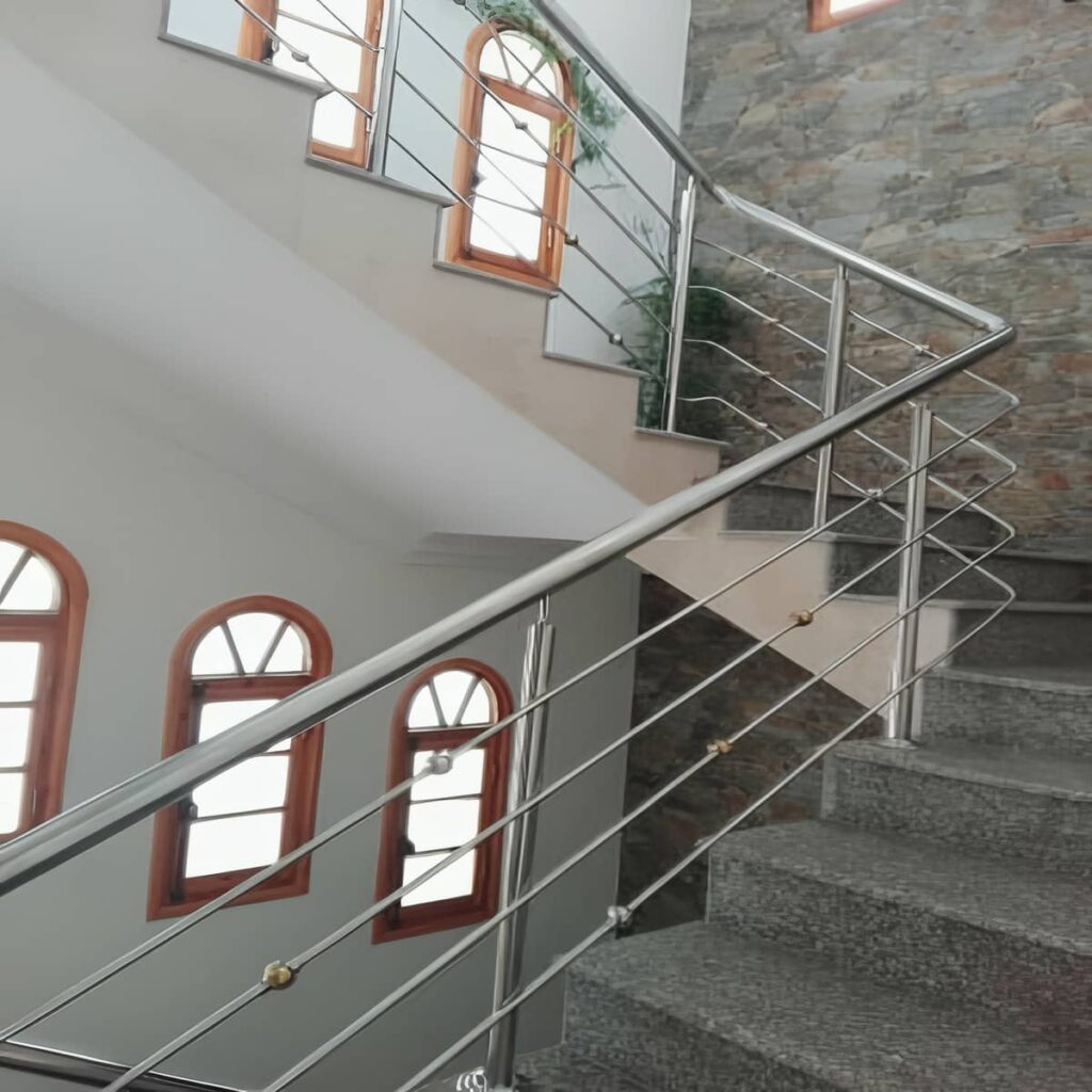نرده استیل بالکن مدل مدرن