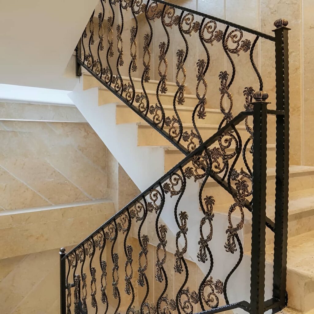 نرده فرفورژه بالکن برای تراس مسکونی